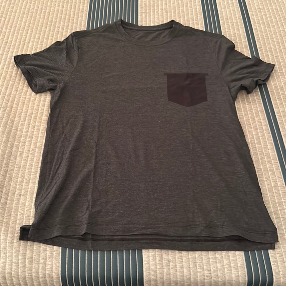 Lululemon Men’s Large